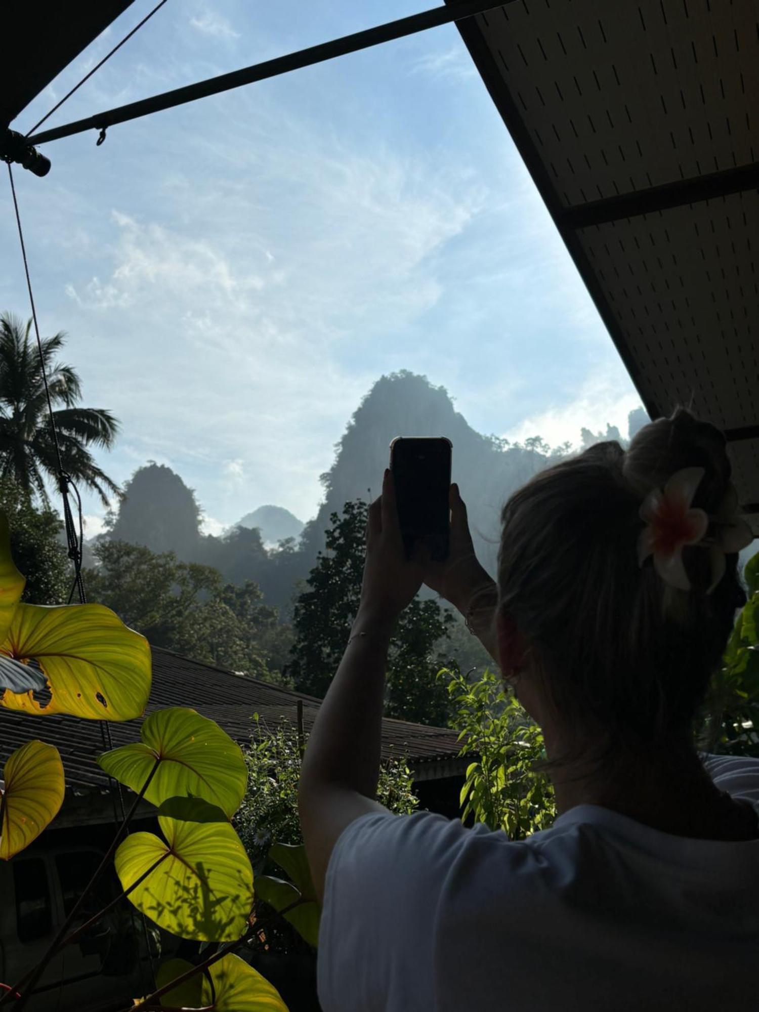 Khao Sok National Park Khao Sok Backpacker Hostel מראה חיצוני תמונה